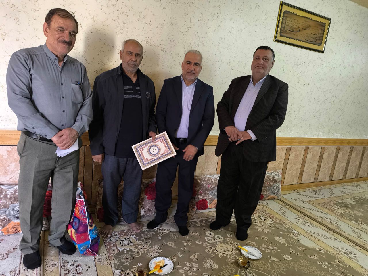 دیدار با 4 نفر از بازنشستگان شهرستان شادگان دیدار با 4 نفر از بازنشستگان شهرستان شادگان